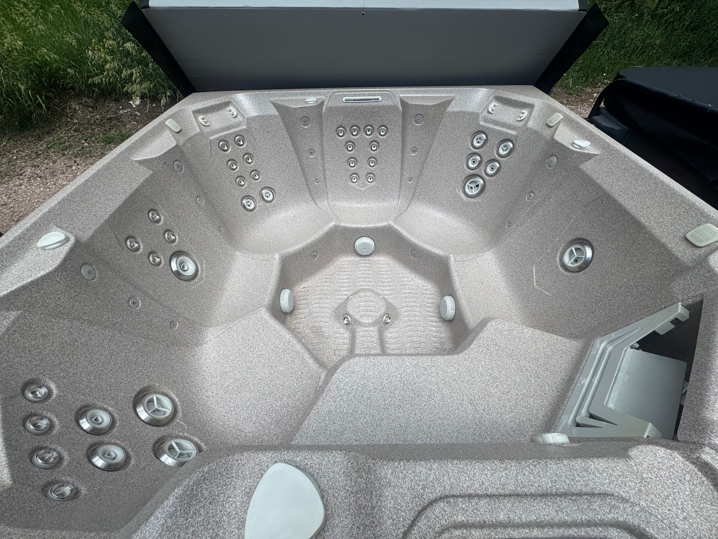 Refurbished Hot Springs Flash