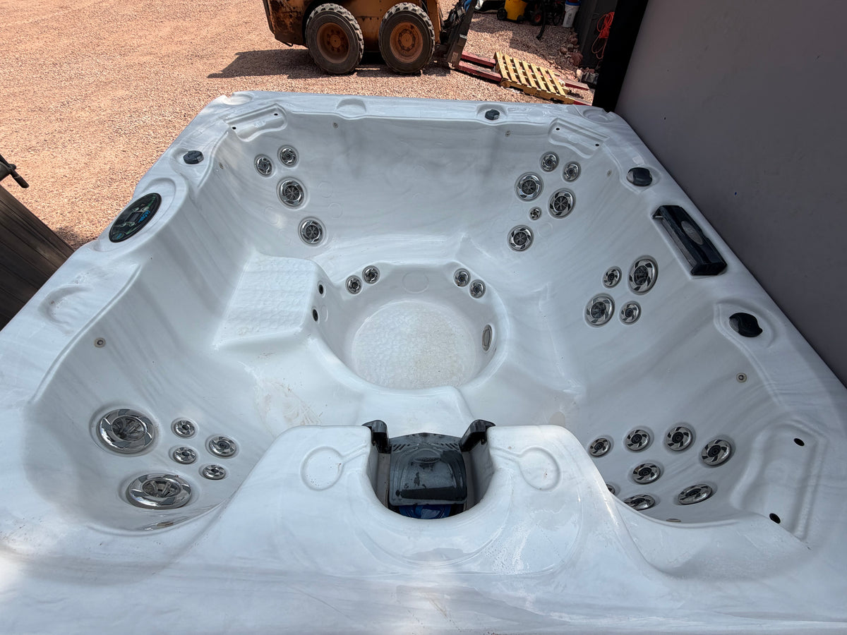 Cal Spa Baja outdoors