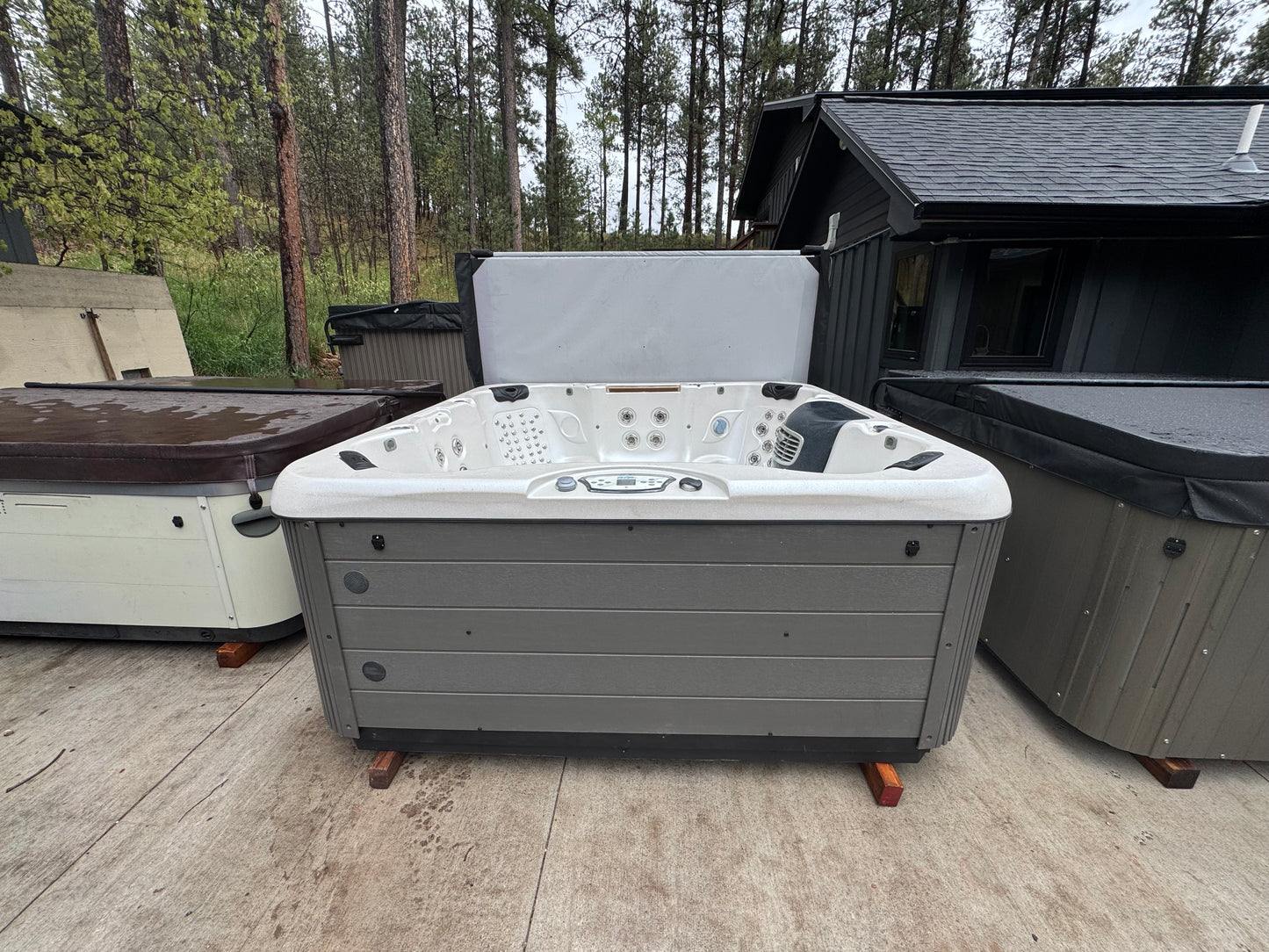 Refurbished Cal Spa 893B