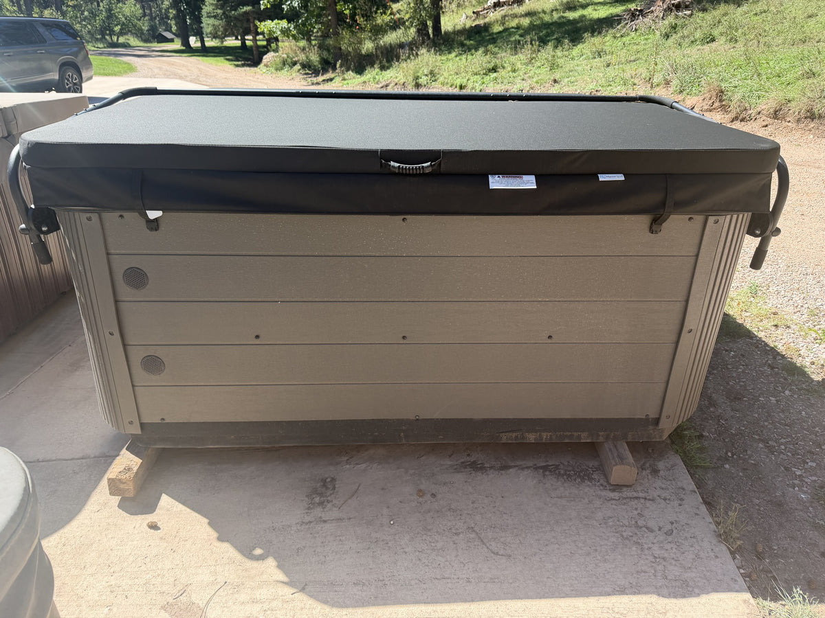 Cal Spa 893B hot tub cabinet and cover