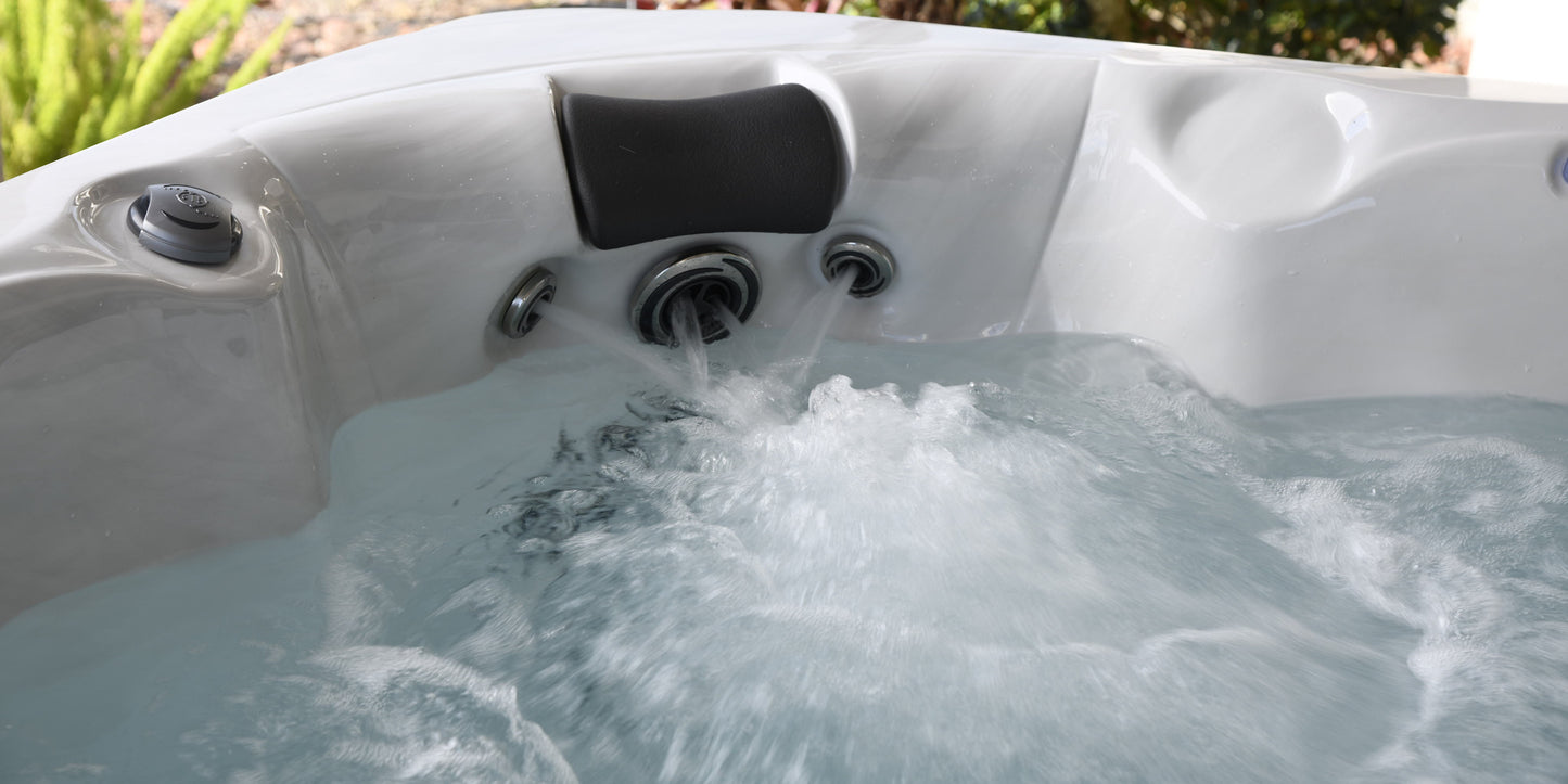 New Clarity Spas Balance 7 Hot Tub
