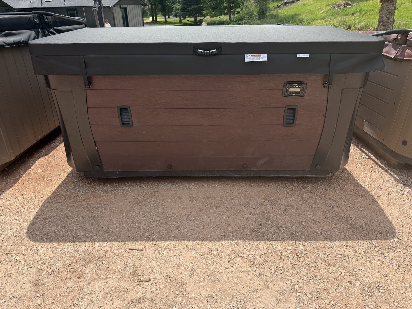 Refurbished Marquis Woodstock Elite hot tub